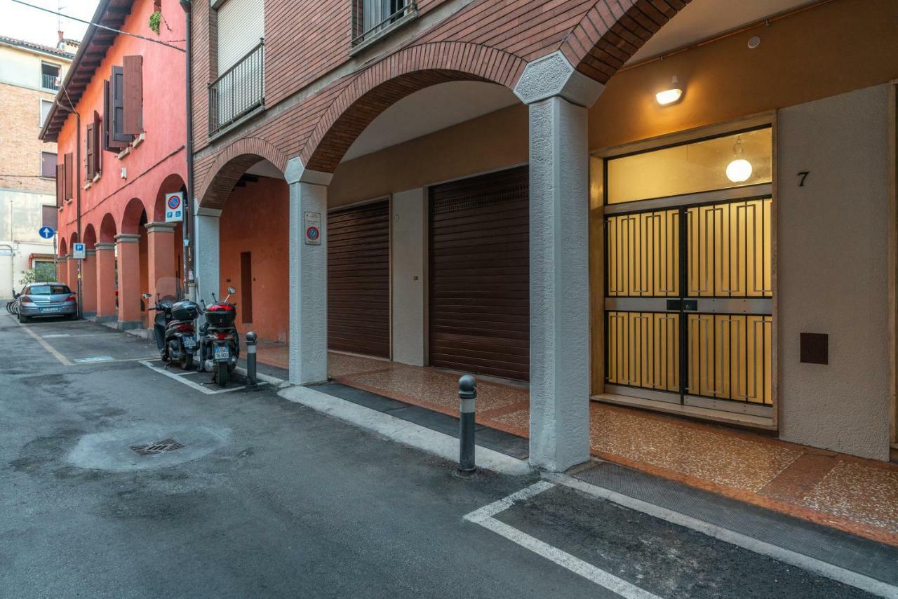 Апартаменты Dimora Santo Stefano: Ampia, Con Giardino Privato Болонья Экстерьер фото